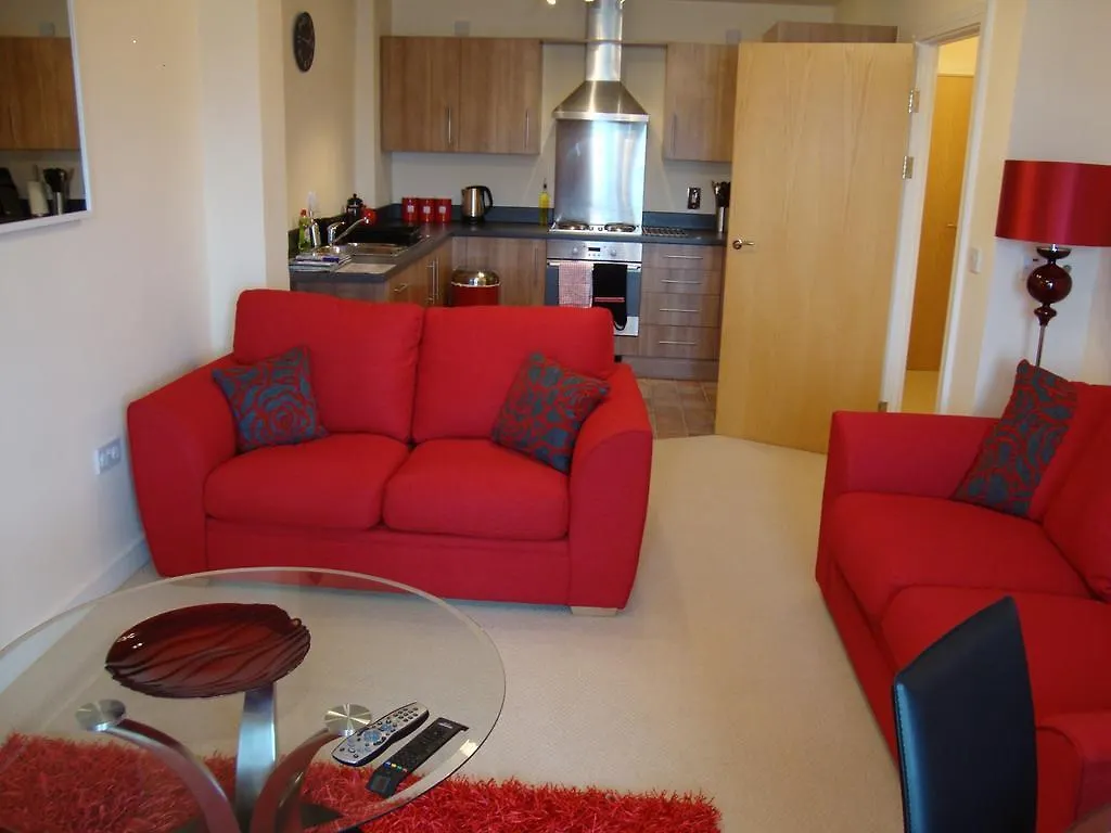 קארדיף Riverbank Penthouse And Apartments בריטניה